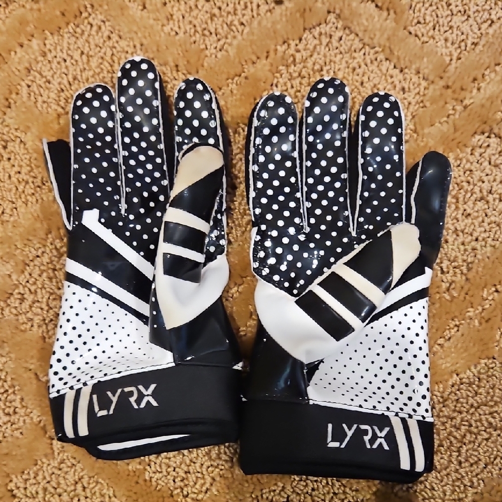 LYRX Black And White Sticky Football Gloves